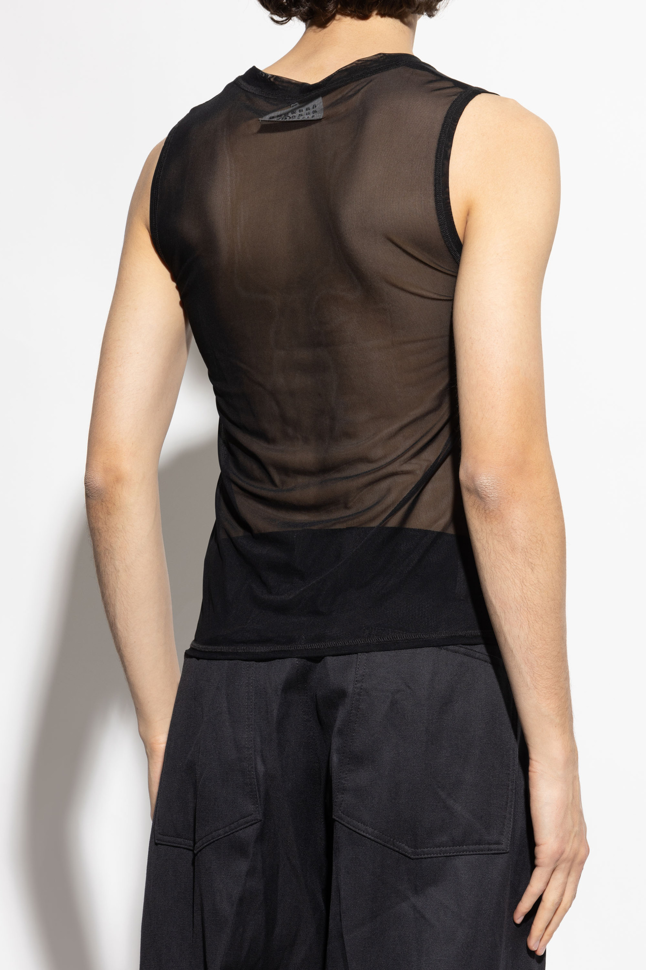 MM6｜SHORT-SLEEVED/SLEEVELESS (SH0GC0051 M20101 900) Maison Margiela Sleeveless shirt | Women's Clothing | Vitkac